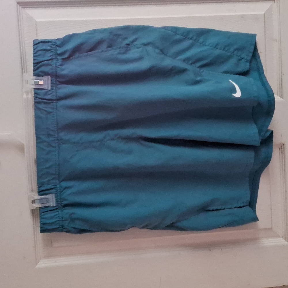Nike men's size XL Dri-Fit athletic running shorts